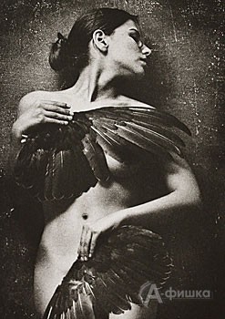 Фрагмент экспозиции выставки Павла Титовича «ИзМИРения» Фрагмент экспозиции выставки Павла Титовича «ИзМИРения»