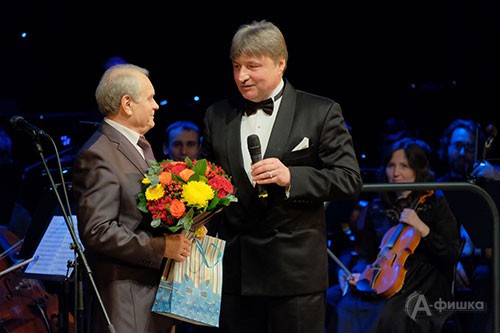 Юбилейный вечер в Большом зале Белгородской филармонии к 75-летию Ивана Григорьевича Трунова Юбилейный вечер в Большом зале Белгородской филармонии к 75-летию Ивана Григорьевича Трунова