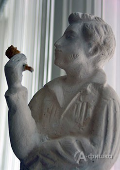 Фрагмент экспозиции юбилейной персональной выставки «Дмитрий Горин. Скульптура» в выставочном зале «Родина, г. Белгород»