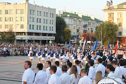 Парад духовых оркестров России «Первый салют Победы» в Белгороде Парад духовых оркестров России «Первый салют Победы» в Белгороде