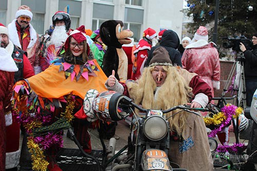Пятнадцатый Парад Дедов Морозов в Белгороде (24 декабря 2016 года)