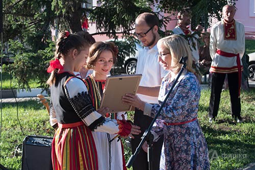 Праздник к Дню города на Нардном бульваре в Белгороде Праздник к Дню города на Нардном бульваре в Белгороде