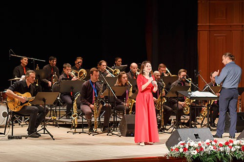 В Белгороде 11 и 12 ноября проходил фестиваль «Мировая классика в джазовых тонах»