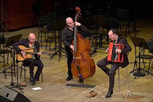 Совершенным чудом для гостей фестиваля было выступление французского трио Ludovic Beier Trio 