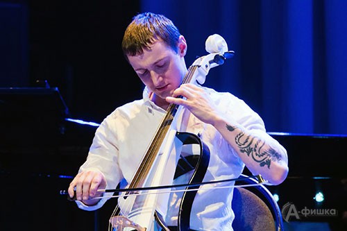 Валерий Михайлов (виолончель, Франция)