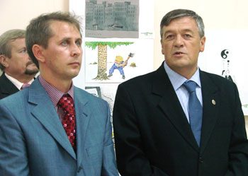 Евгений Крамской и Сергей Боженов на открытии выставки карикатуры в Белгороде