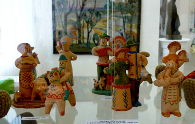 Старооскольские глиняные игрушки - экспонаты выставки «От Руси к России» в Белгороде