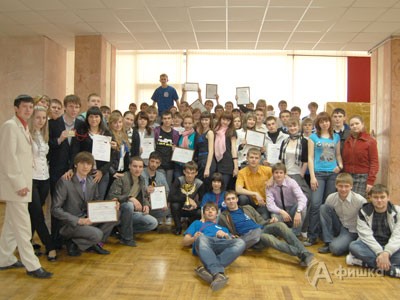 Участники «IQ-битвы» среди студентов Белгорода