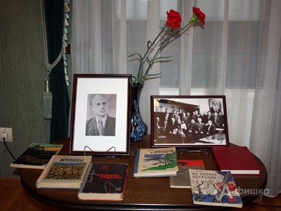 Литературная гостиная «Вровень с веком» памяти Михаила Обухова