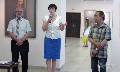 Стас Дымов, Татьяна Лукьянова и Виктор Минкин на открытии персональной выставки художника в Белгороде