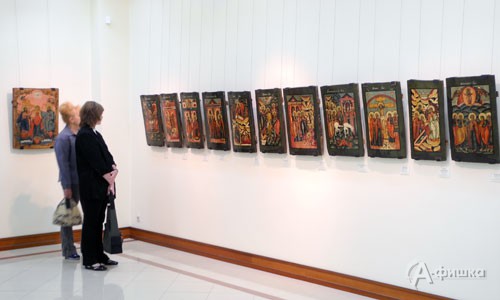 Выставка «Во славу Троицы» из фондов Ярославского художественного музея открылась в Белгороде Выставка «Во славу Троицы» из фондов Ярославского художественного музея открылась в Белгороде