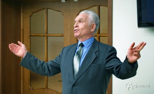 А. Седашов, декан спортфака БГПИ