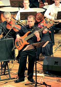 Павел Могильниченко (бас-гитара, Белгород)