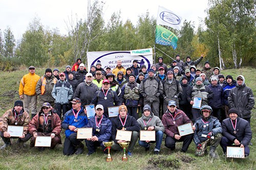 Участники соревнований на Кубок Белгородской области по ловле спиннингом с берега