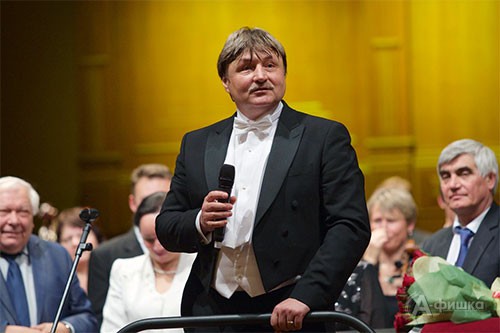 Главный дирижёр симфонического оркестра БГФ Р. Нигаматуллин отмечает 25-летие творческой деятельности