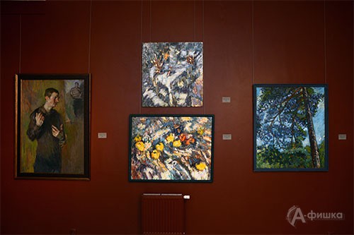 Фрагмент экспозиции выставки «Арт-Навис» в Белгороде