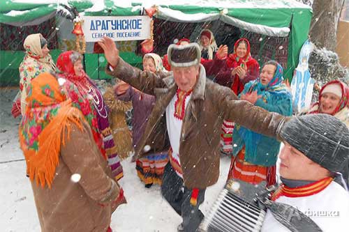 Фестиваль народных традиций «Крещенские морозы» в посёлке Ивня