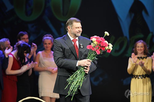Народный артист России Виталий Стариков отметил 60-летний юбилей в родном театре