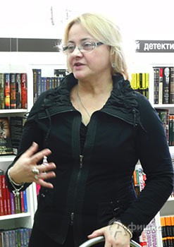 Елена Леонтьева, писатель, востоковед, учитель-буддист Елена Леонтьева, писатель, востоковед, учитель-буддист