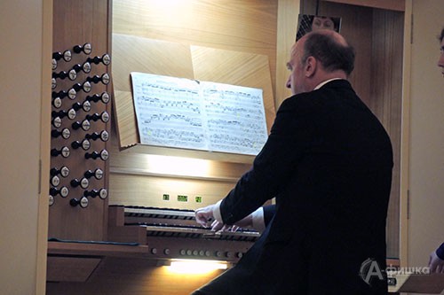 Органист Ян Хаге (Нидерланды) выступает в Органном зале Белгородской филармонии